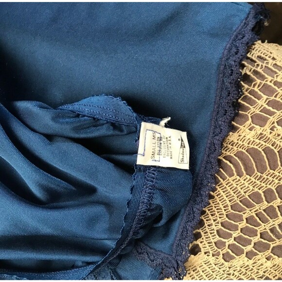 Vintage 70s Skirt Slip Size Small 1970s Navy Blue Midi Nylon Lace Retro Pinup - Picture 3 of 5